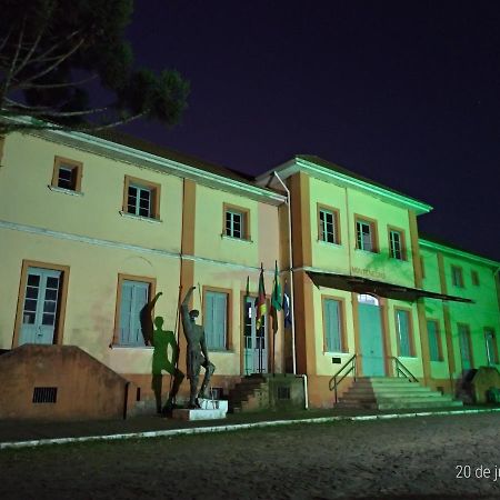 Ap 2 Dormitorios Novo Em Montenegro Edif Malta 302 Exterior photo